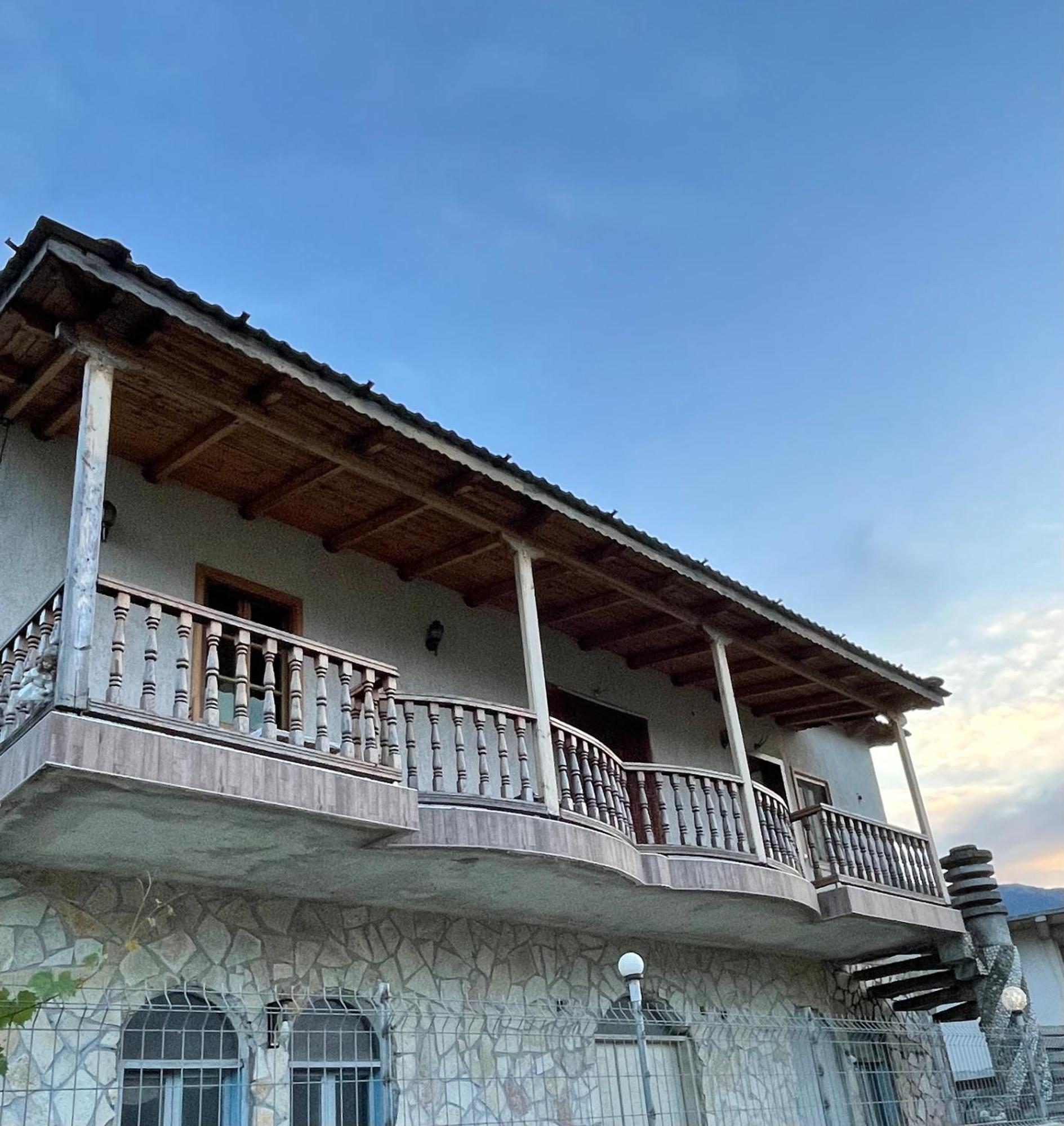 Elsa'S Villa Gjirokaster Exterior photo